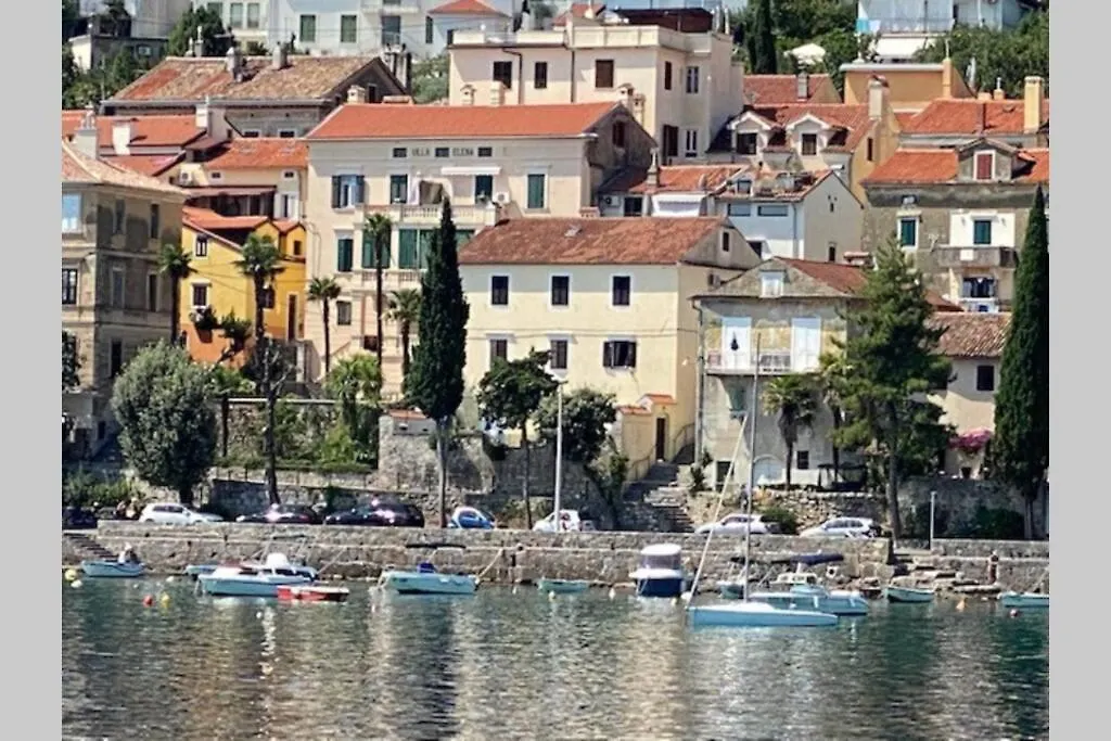 Apartment Mirna - What You See Is What You Get 0*, Opatija