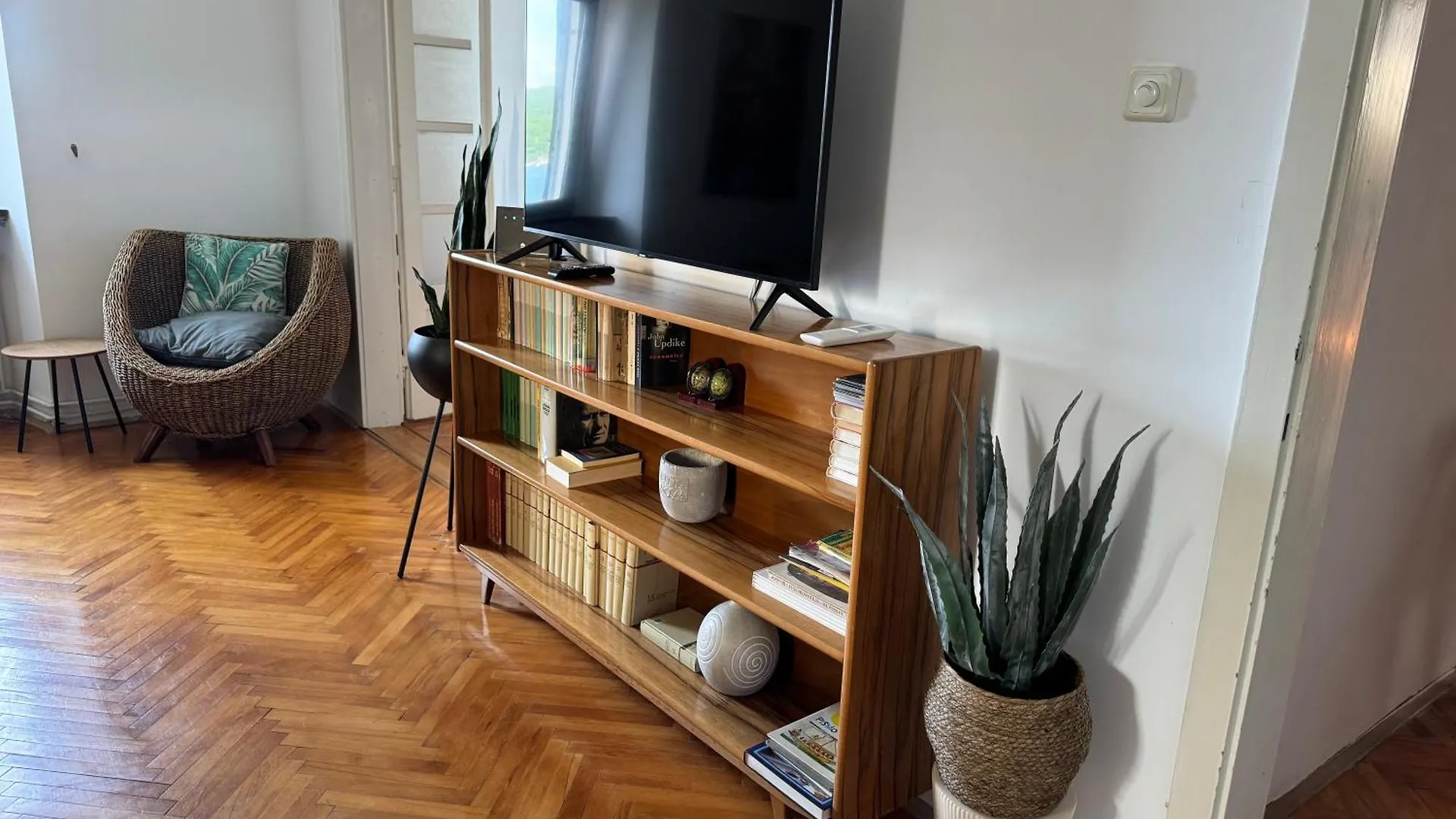 Apartment Mirna - What You See Is What You Get