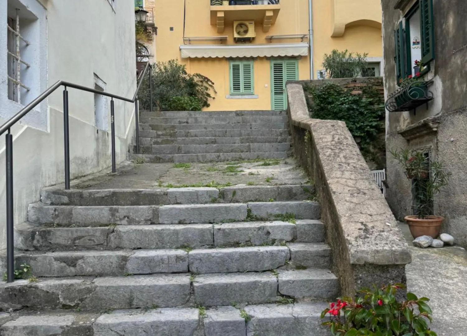 Apartment Mirna - What You See Is What You Get Croatia