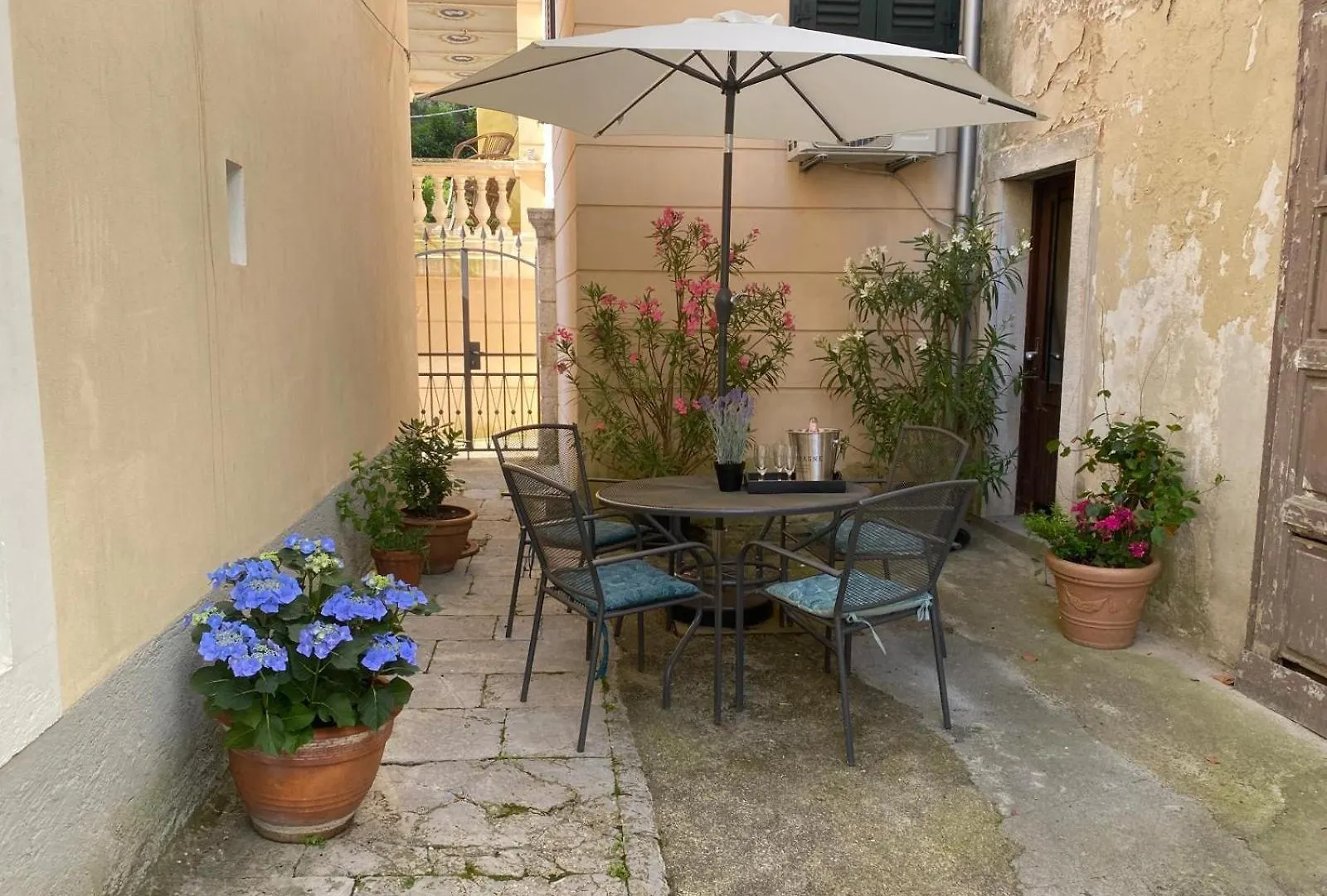 Apartment Mirna - What You See Is What You Get